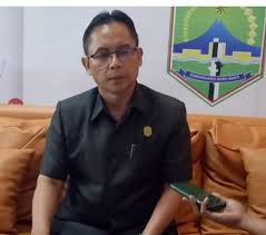 Sidak DPRD Majalengka Bongkar Proyek Bermasalah: Jalan Retak, Material Diduga Dikurangi, dan Minim Transparansi